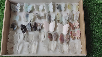 29 pcs butterfly mixted stones