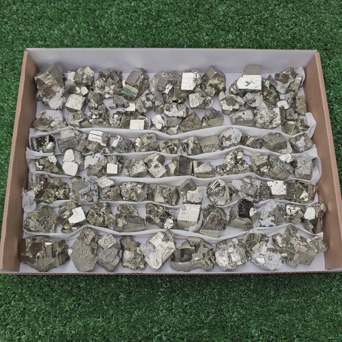 Load video: 90 pc pyrite Cubic box