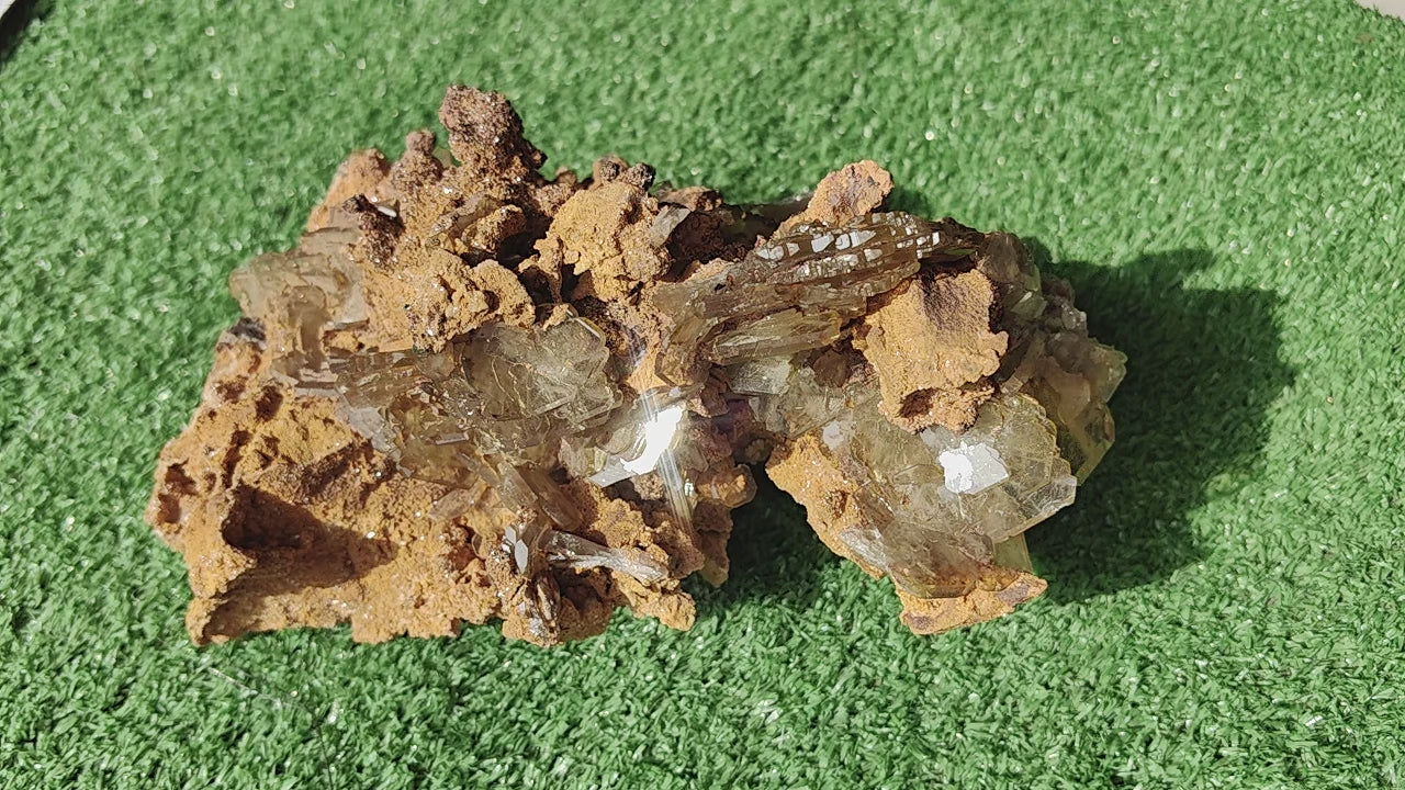Load video: Lot 1 pc Baryte Crystal on matrix