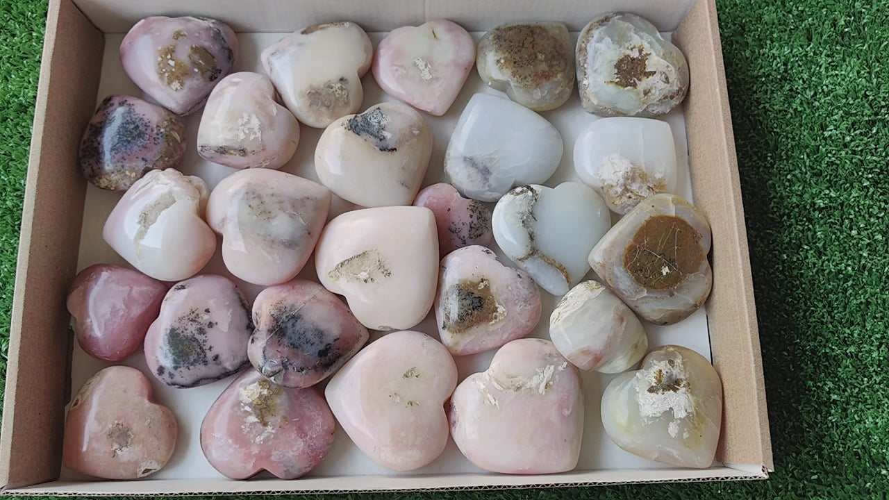 Load video: 26 pc pink opal &amp; blue opal hearts