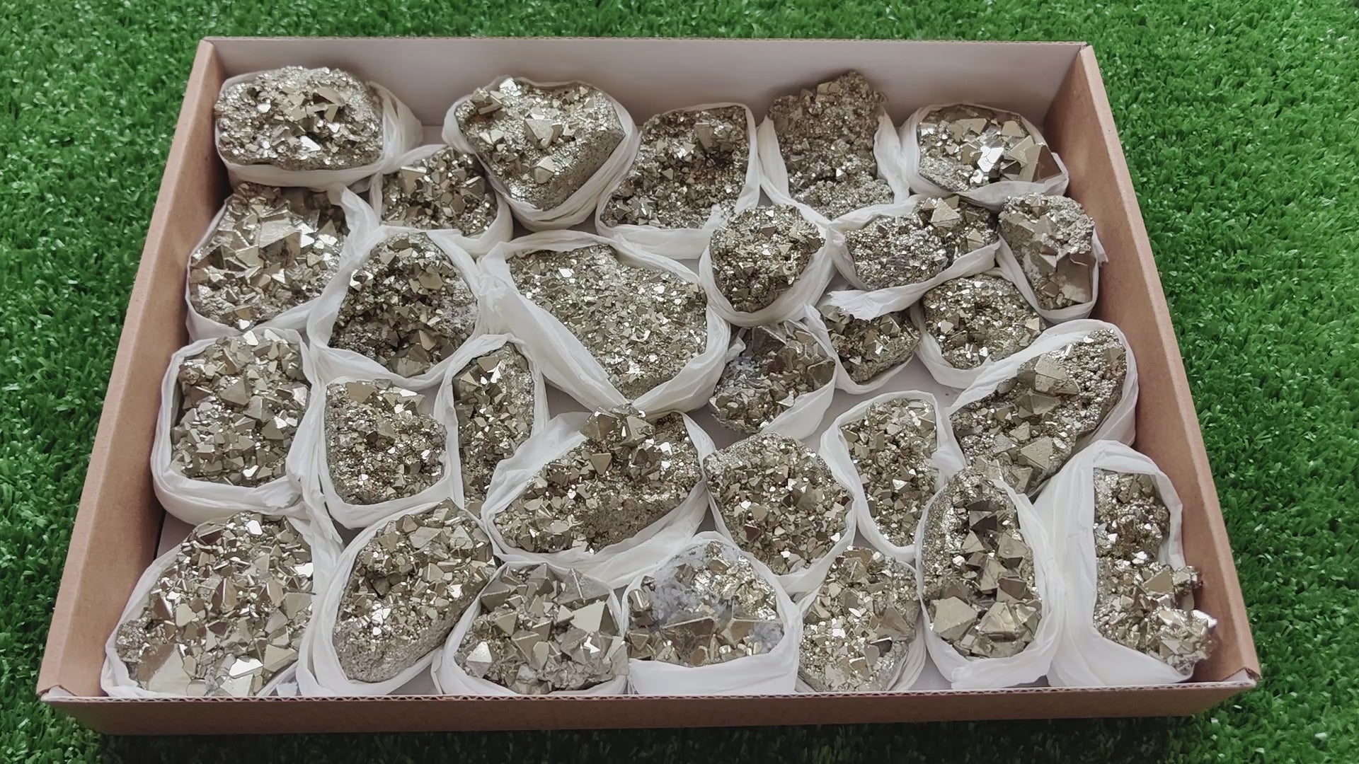 Load video: Box pyrite Octahedral