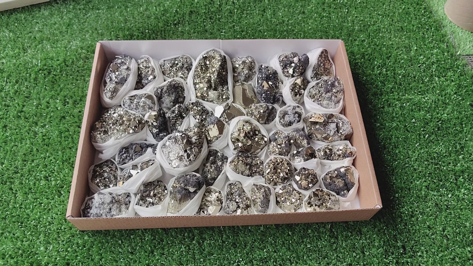 Load video: Box pyrite Octahedral