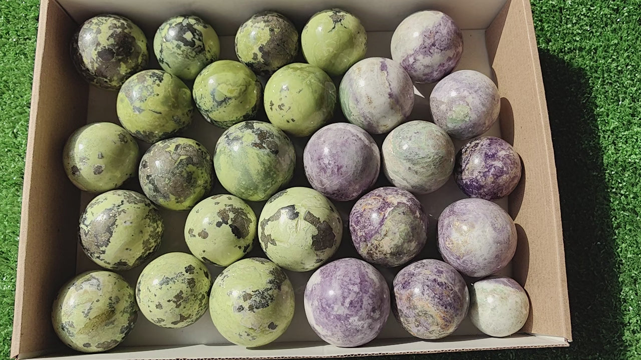 Load video: 27 pc bolivianite &amp; serpentine spheres