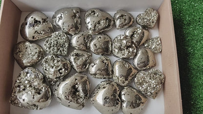 Lot 22 pcs Pyrite Heart*