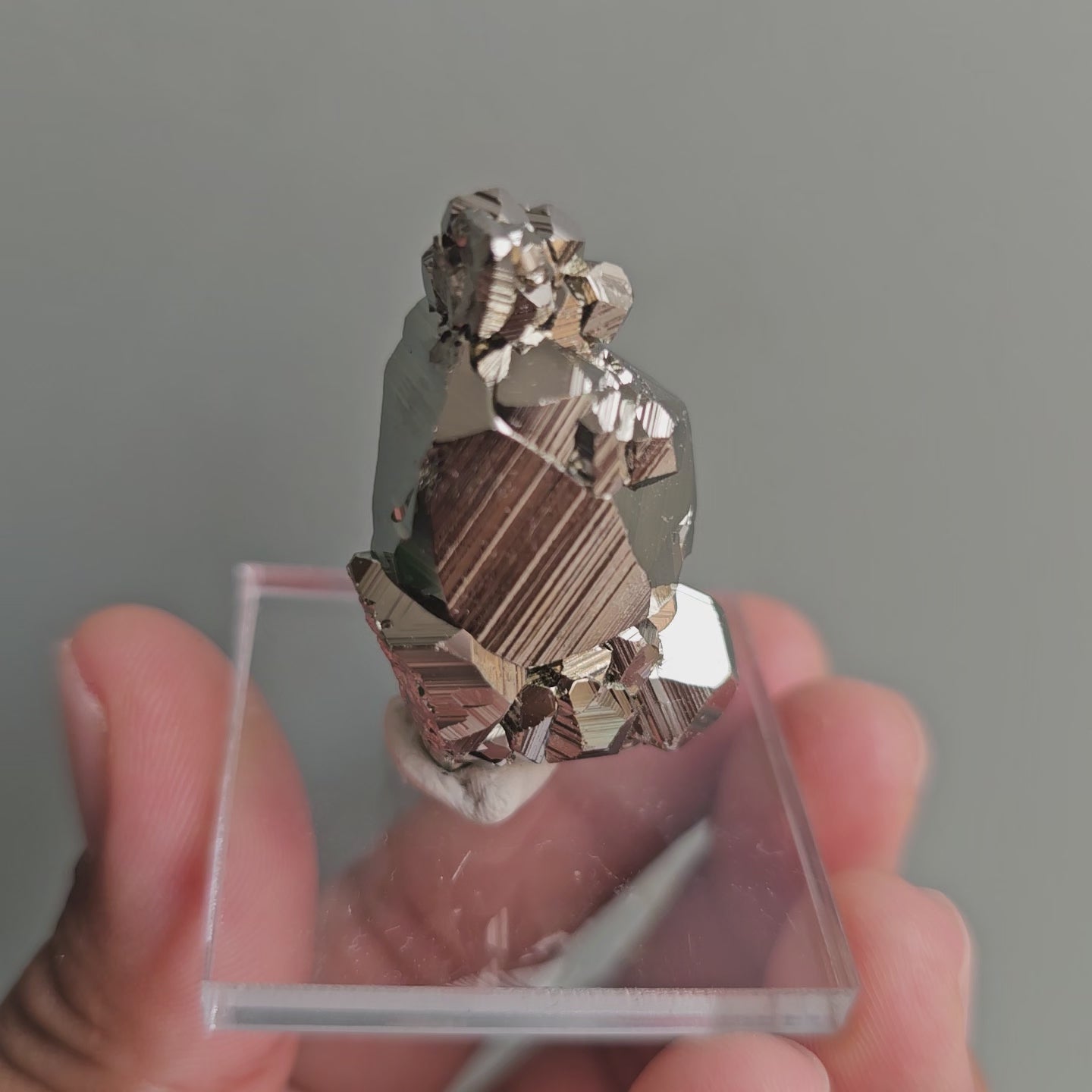Load video: pyrite octahedral