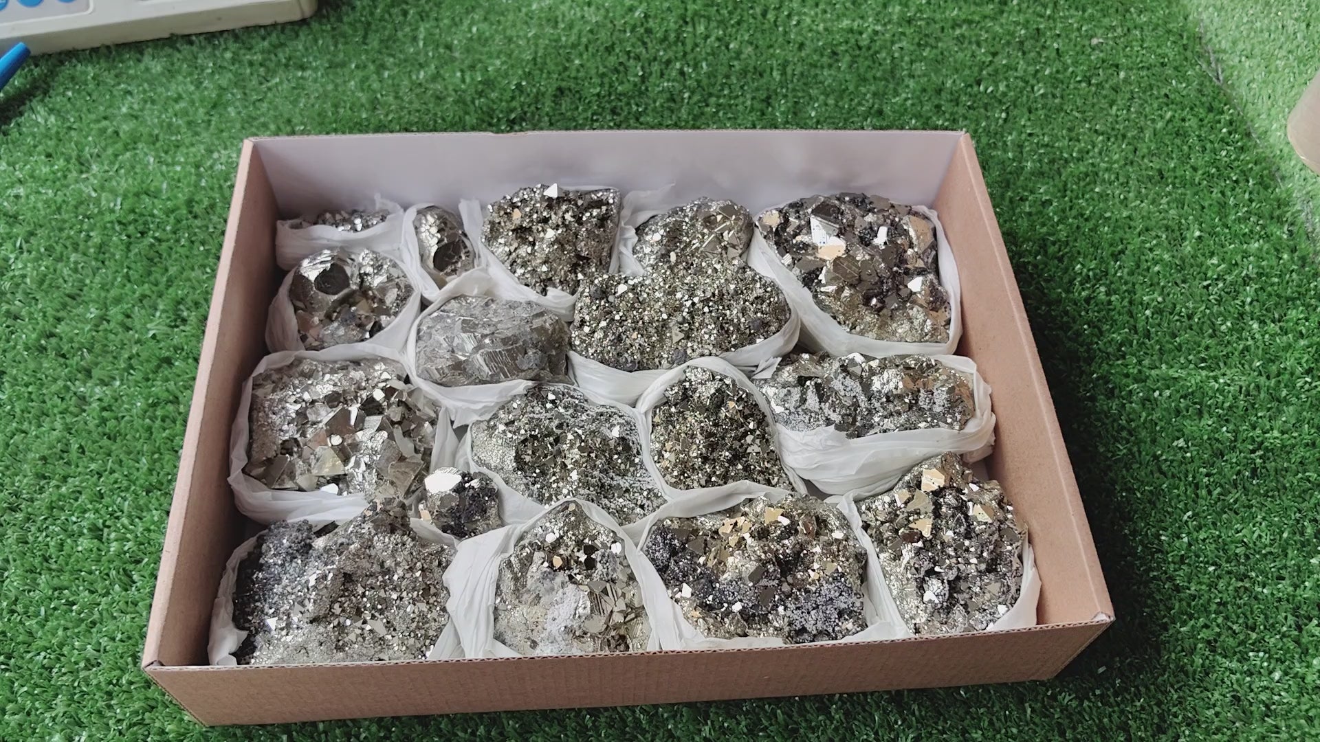 Load video: Box pyrite Octahedral