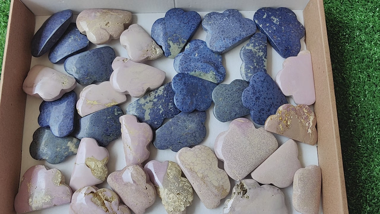 Load video: Lot 17 pcs Dumortierite/phosphosiderite cloud*