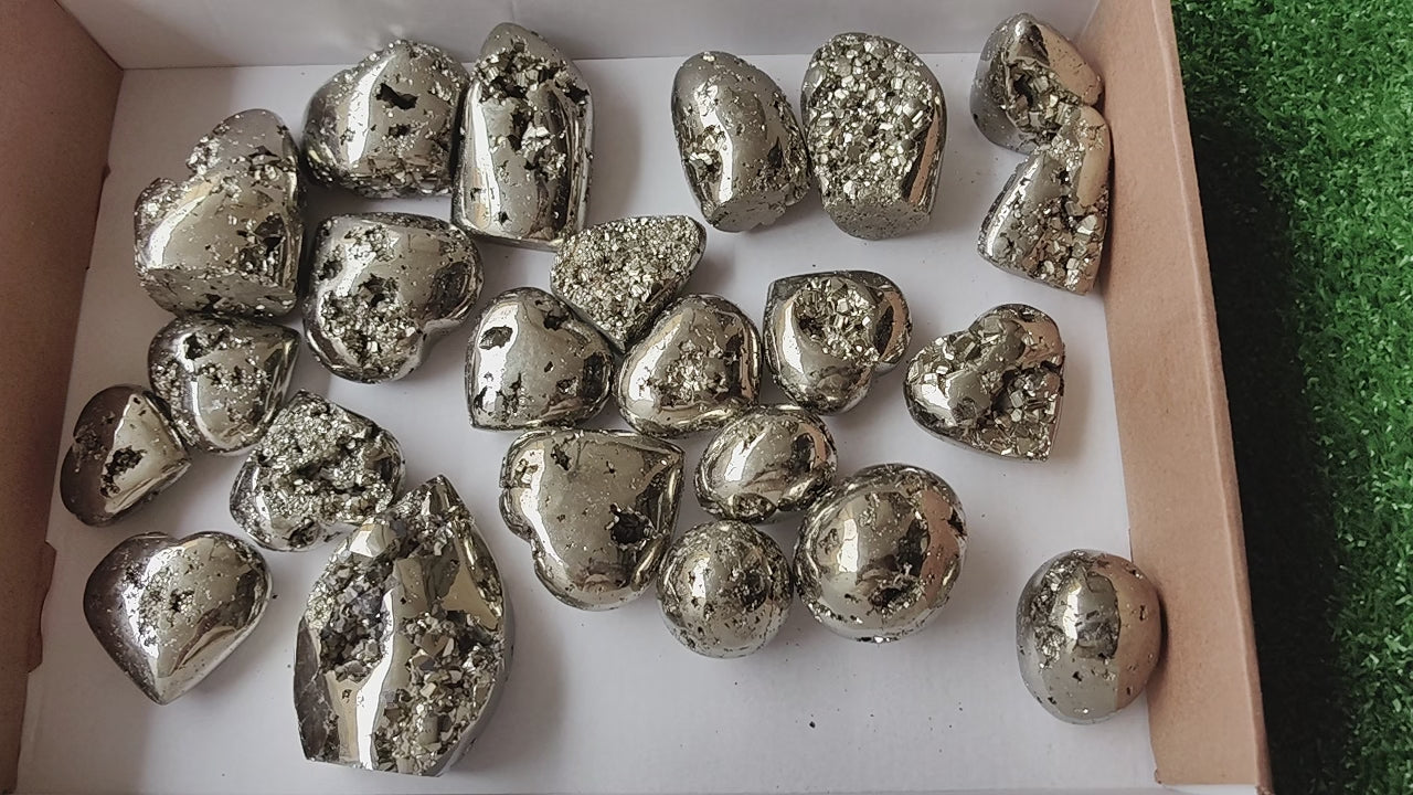 Load video: Lot 23 pcs Pyrite Free Form*
