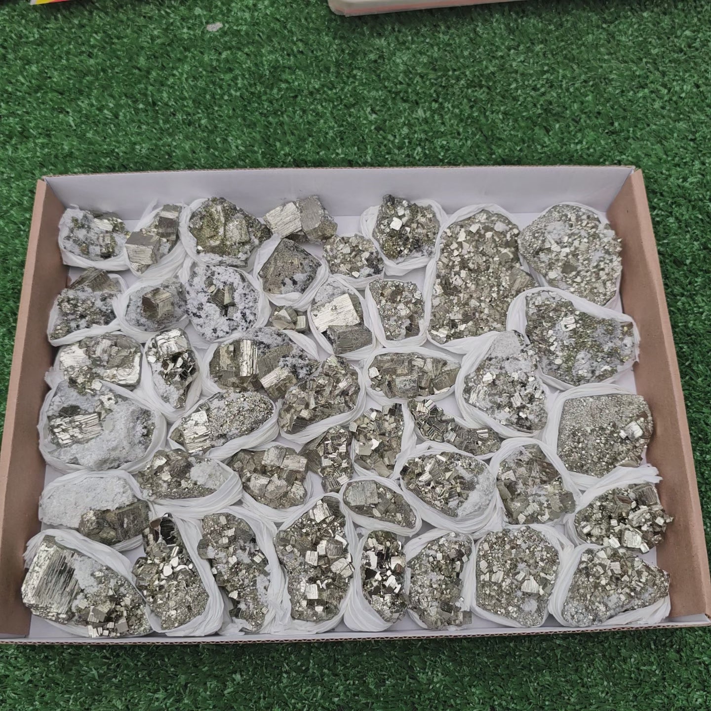Load video: 42 pc pyrite Cubic