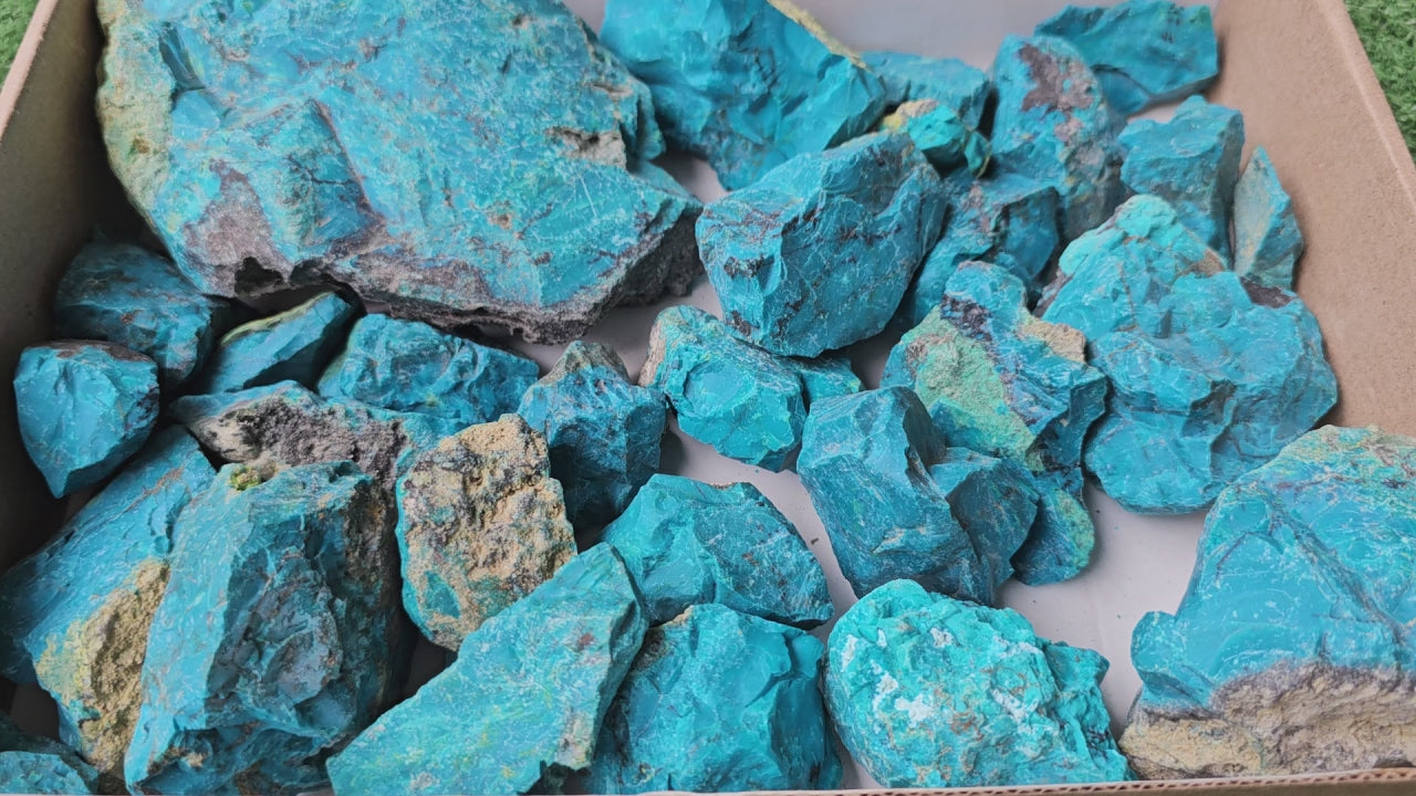 Load video: Lot 30 Chrysocolla Rough