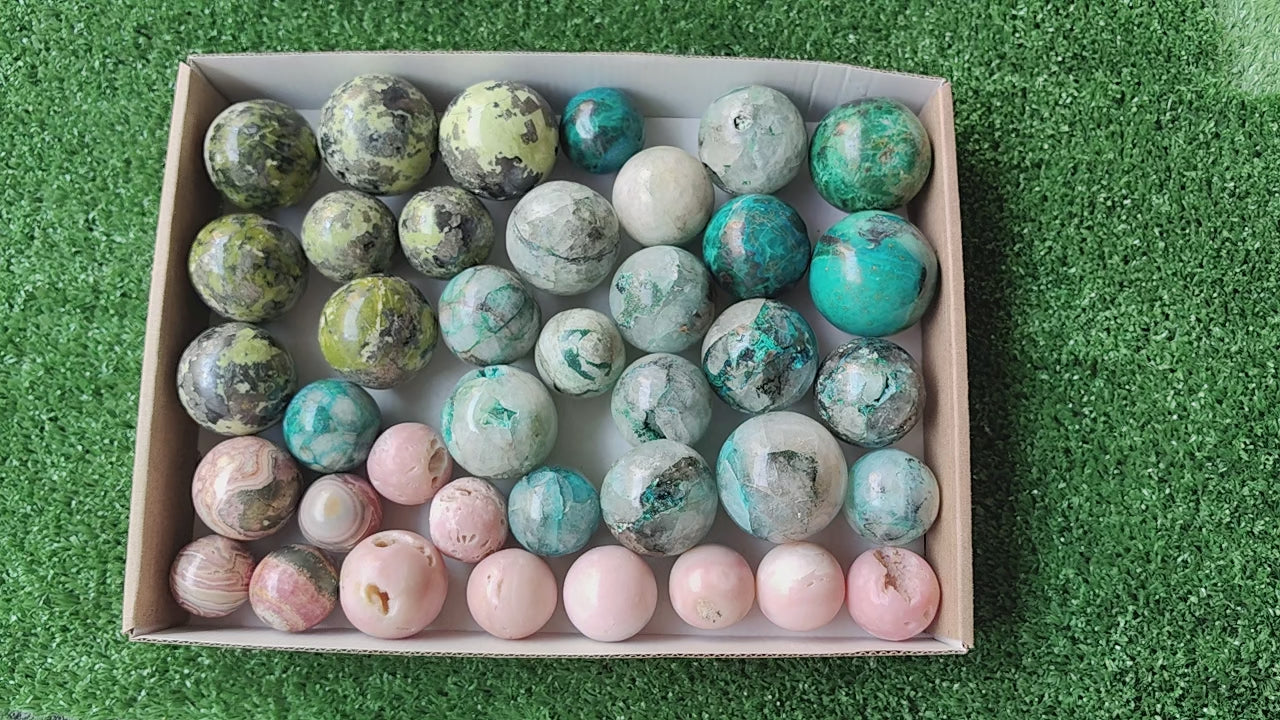 Load video: 39 pcs spheres mixted